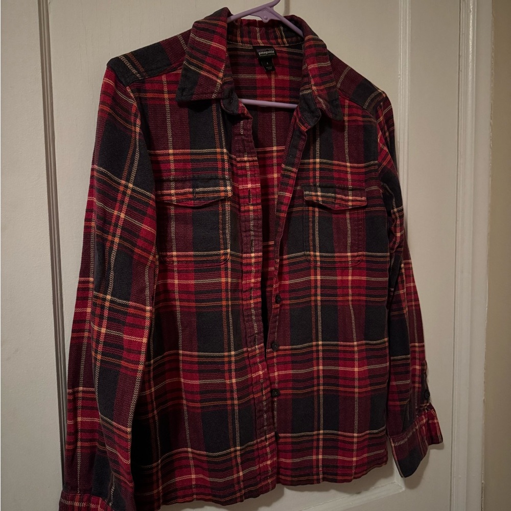 Patagonia women’s size 4